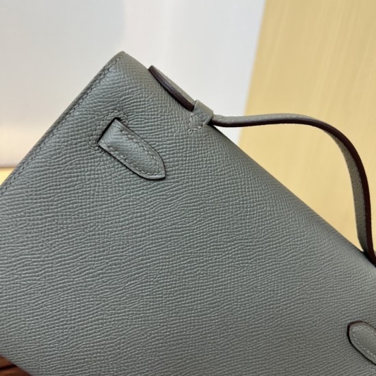 KL22 Velvet Green Kelly 1st Generation French Haas Leather Factory Epsom Original Palm Print Leather KL22 Velvet Green Kelly 1st Generation French Haas Leather Factory Epsom Original Palm Print Leather
