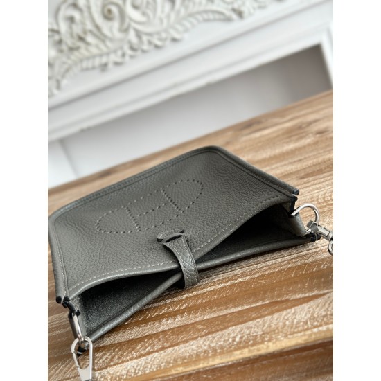 Mini Eveline~Eveline semi handmade+wax thread self matching shoulder strap+TC cowhide Mini Eveline~Eveline semi handmade+wax thread self matching shoulder strap+TC cowhide