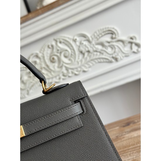 Kelly imported Epsom leather semi handmade hand sewn wax thread Kelly imported Epsom leather semi handmade hand sewn wax thread