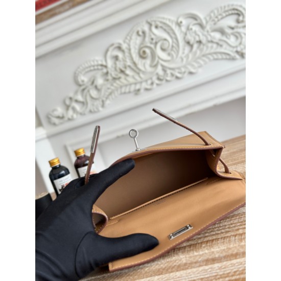 Kelly imported Epsom leather semi handmade hand sewn wax thread Kelly imported Epsom leather semi handmade hand sewn wax thread