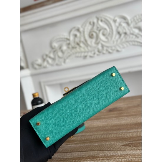 Kylie II Mini