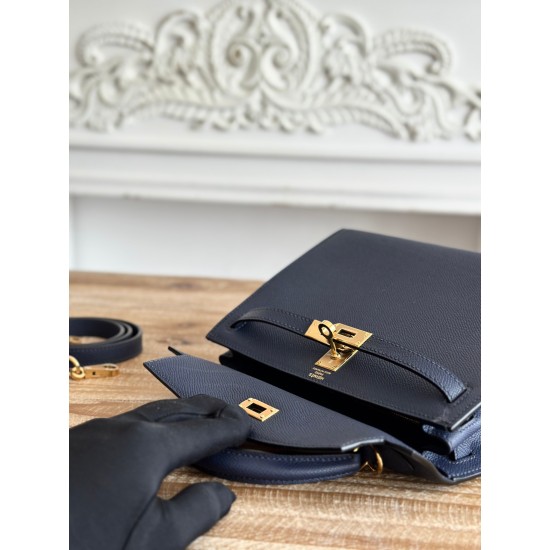 Kelly imported Epsom leather semi handmade hand sewn wax thread Kelly imported Epsom leather semi handmade hand sewn wax thread