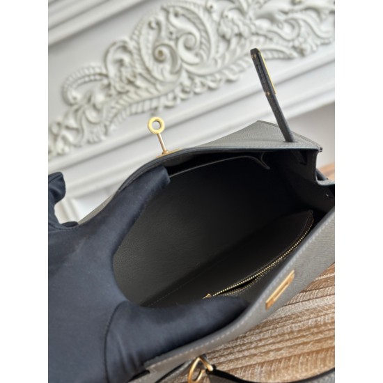 Kelly imported Epsom leather semi handmade hand sewn wax thread Kelly imported Epsom leather semi handmade hand sewn wax thread