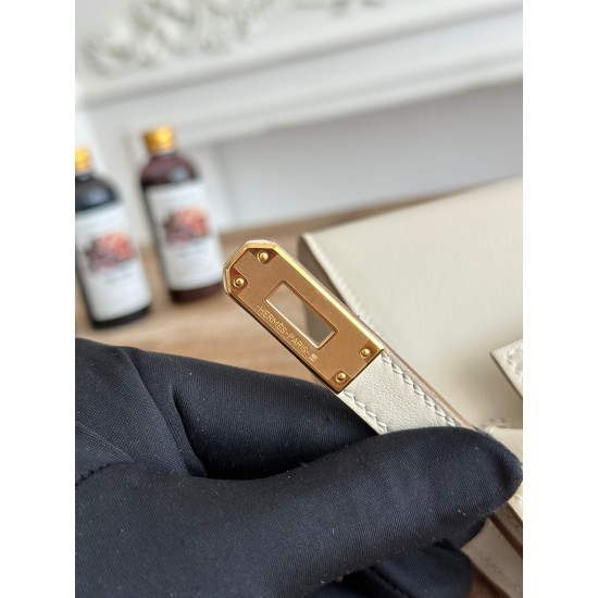 Kelly imported Epsom leather semi handmade hand sewn wax thread Kelly imported Epsom leather semi handmade hand sewn wax thread
