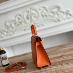 Kylie II Mini