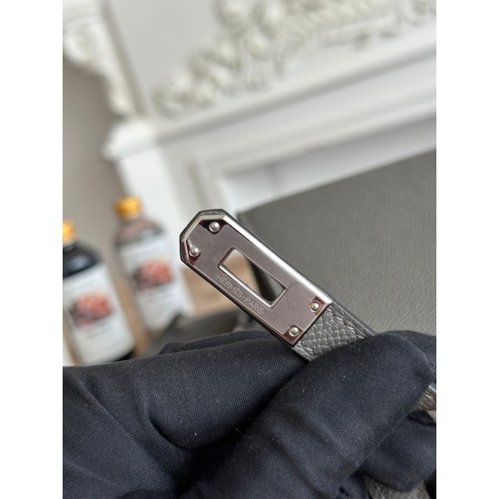 Kelly imported Epsom leather semi handmade hand sewn wax thread Kelly imported Epsom leather semi handmade hand sewn wax thread