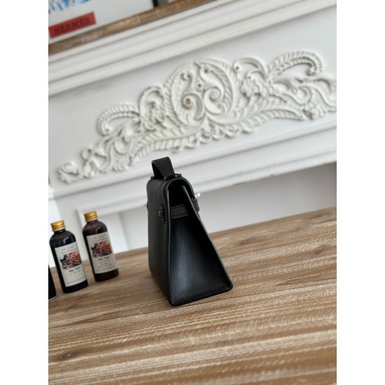 Kelly imported Epsom leather semi handmade hand sewn wax thread Kelly imported Epsom leather semi handmade hand sewn wax thread