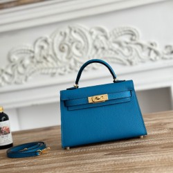 Kylie II Mini