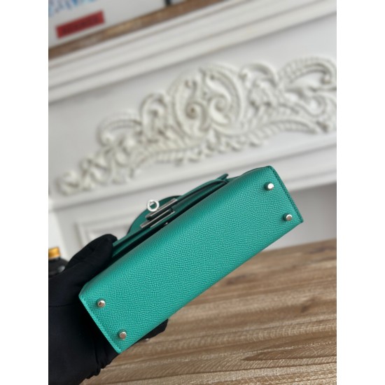 Kylie II Mini