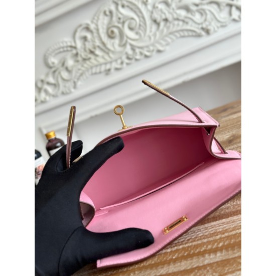 Kelly imported Epsom leather semi handmade hand sewn wax thread Kelly imported Epsom leather semi handmade hand sewn wax thread
