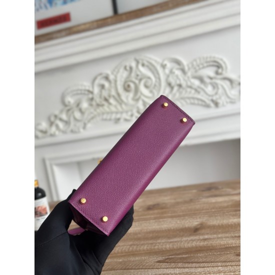 Kylie II Mini