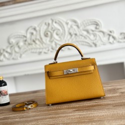 Kylie II Mini