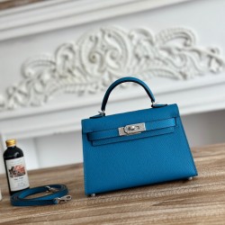 Kylie II Mini