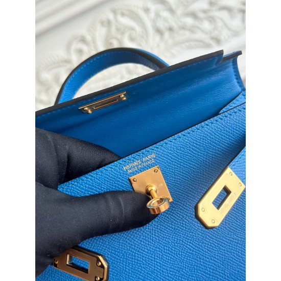 Kylie II Mini