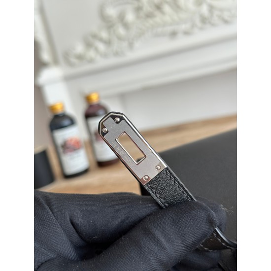Kelly imported Epsom leather semi handmade hand sewn wax thread Kelly imported Epsom leather semi handmade hand sewn wax thread