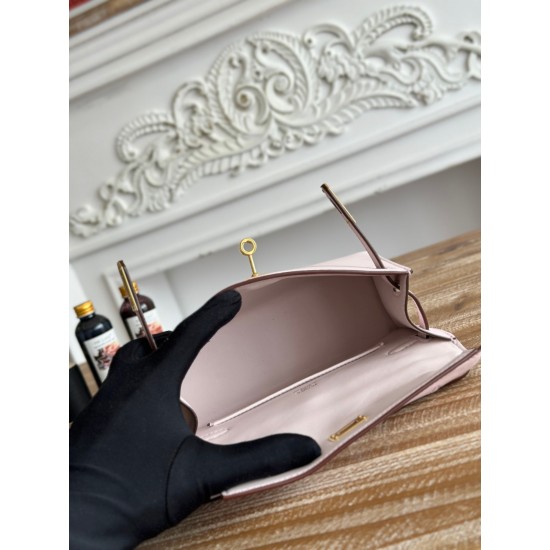 Kelly imported Epsom leather semi handmade hand sewn wax thread Kelly imported Epsom leather semi handmade hand sewn wax thread