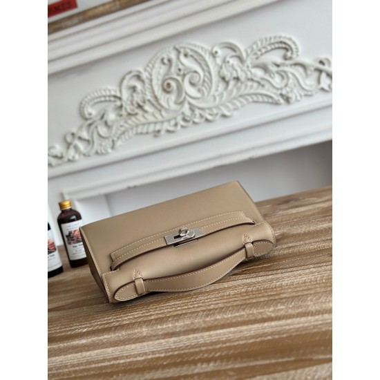 Kelly imported Epsom leather semi handmade hand sewn wax thread Kelly imported Epsom leather semi handmade hand sewn wax thread