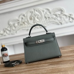 Kylie II Mini