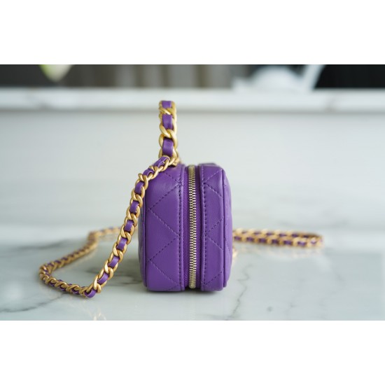  22A Mini Chain Cosmetic Bag