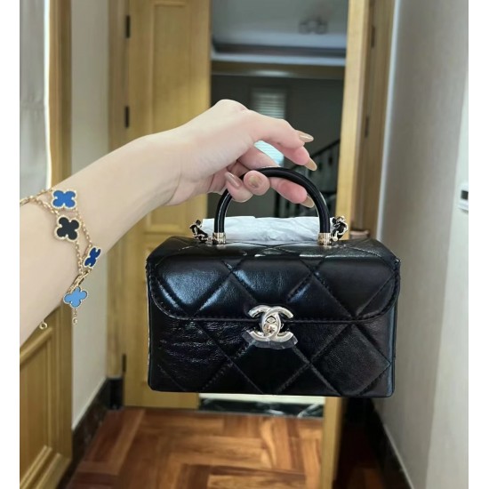  Box Bag