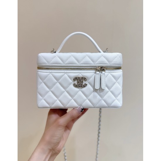 Chanel 25P box bag AP453100108（14*19*5cm）