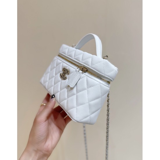 Chanel 25P box bag AP453100108（14*19*5cm）