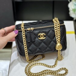 Chanel 23P box bag 3204 尺寸17cm，900