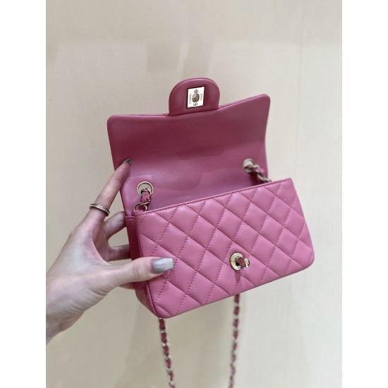 Classic flap bag