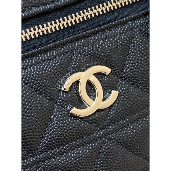 Chanel 25C LP Handle Box BagAP440700108（14*19*5cm）