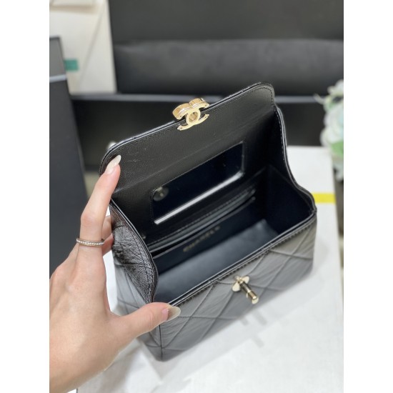 Chanel 23K Box Bag AS4469 00118（10.5*17*8cm）