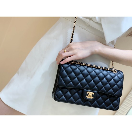 Classic Flap  25cm