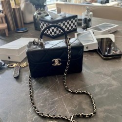  Box Bag