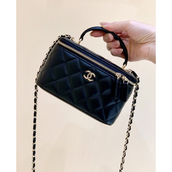 2022cc Box Bag  17cm