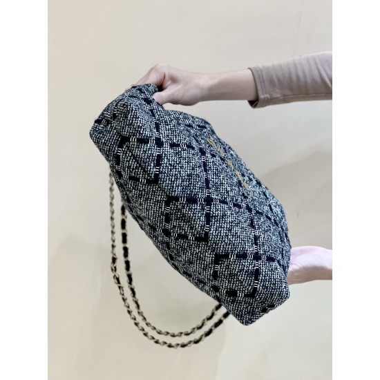 22K Tweed Tote Bag