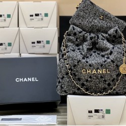 22K Tweed Tote Bag