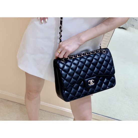 jumbo Classic flap bag