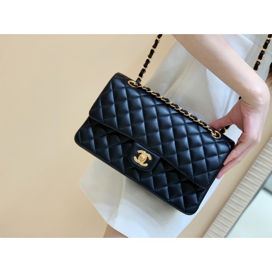 Classic Flap  25cm