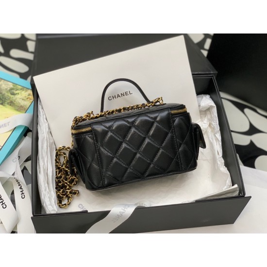 22K Box Bag
