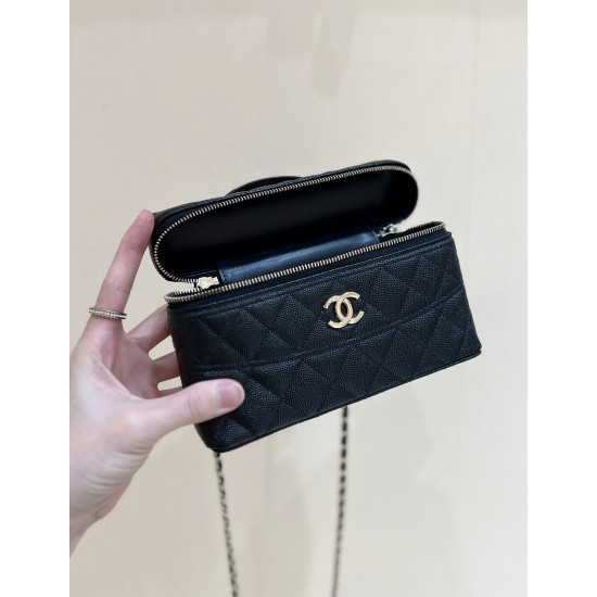 Chanel 25C LP Handle Box BagAP440700108（14*19*5cm）
