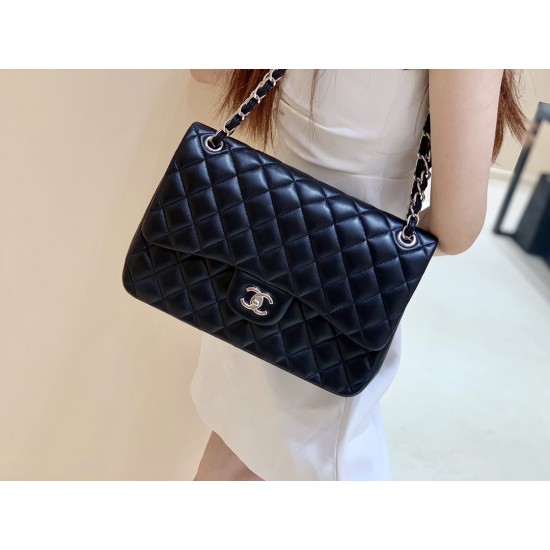 jumbo Classic flap bag