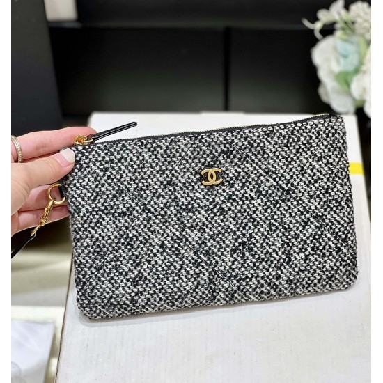 22K Tweed Tote Bag