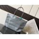 Artois Medium Zipper Tote Bag