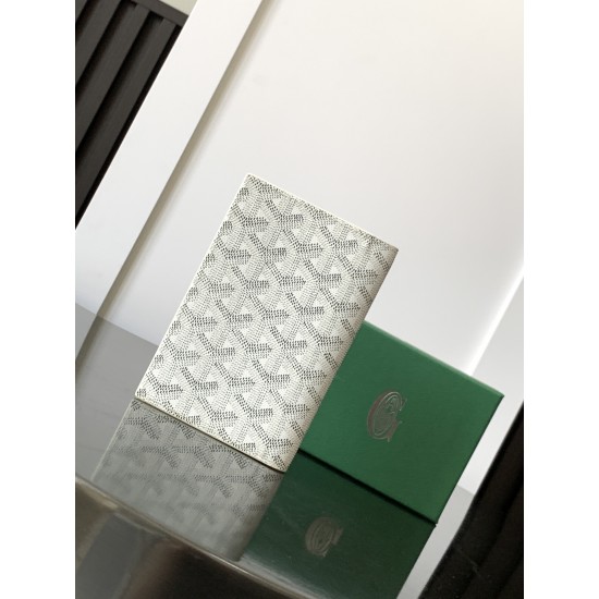 Grenelle Passport Folder