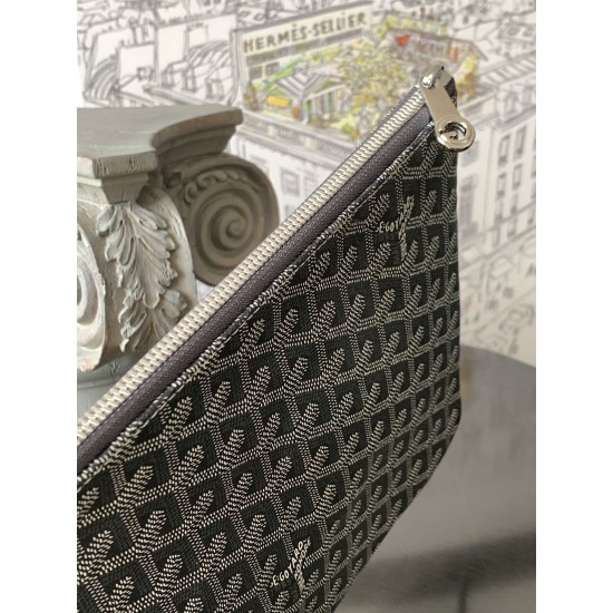 SENAT Medium Clutch Bag