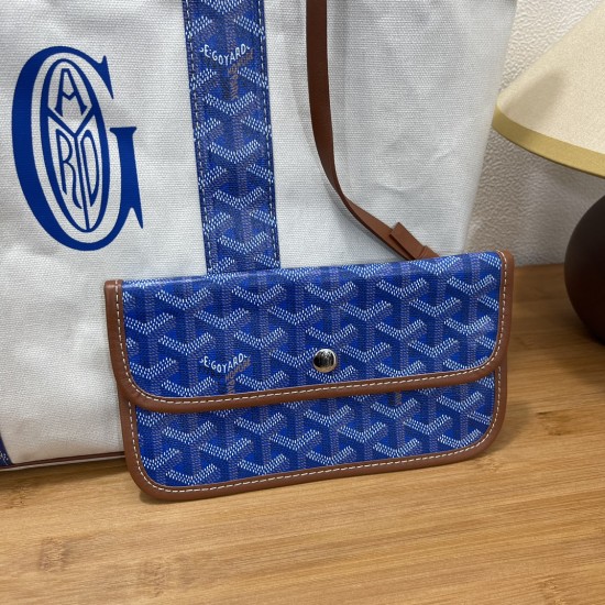 Saint Louis Pertuis  tote bag