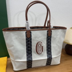 Saint Louis Pertuis  tote bag
