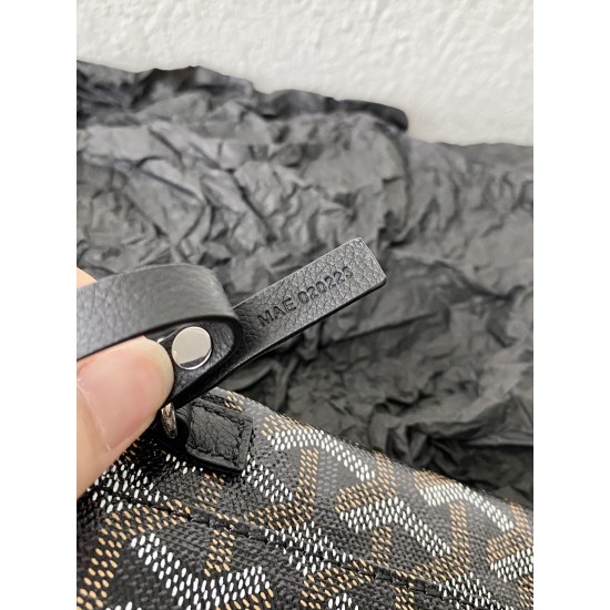 hobo zipper tote