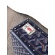 Goyard Cassette Trunk BagGoyard Cassette Trunk深蓝色里面是黄色皮。包包带要另外买的~尺寸:21*15*6.5cm可轻松放下promax大小男女适用重量:600g轻便易于携带搜编码8211 ❣️ Goyard Cassette Trunk BagGoyard Cassette Trunk深蓝色里面是黄色皮。包包带要另外买的~尺寸:21*15*6.5cm可轻松放下promax大小男女适用重量:600g轻便易于携带搜编码8211 ❣️