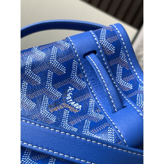 Petit Flot Bucket Bag