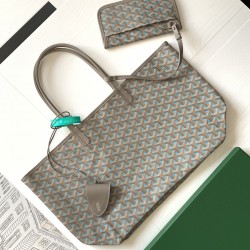 Poitiers Tote Bag